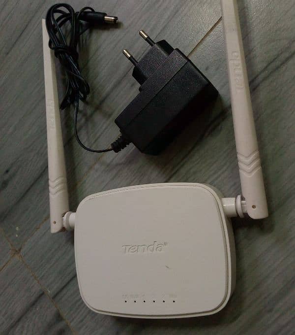 Tenda wifi router 1