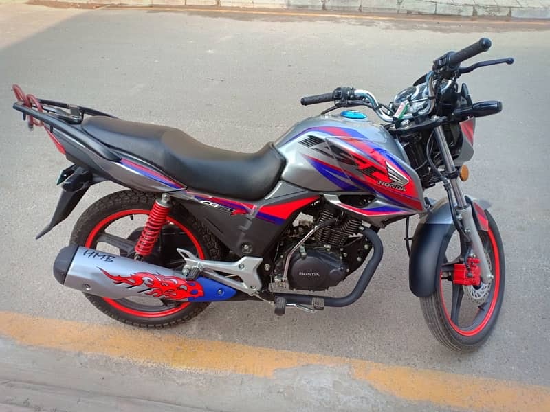 Honda Cb150F 2