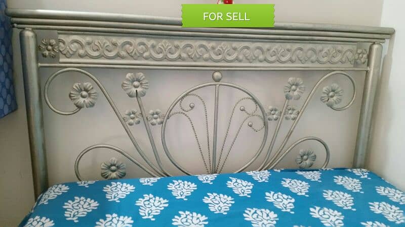 rod iron single bed with mattress 1