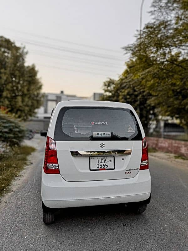 Suzuki Wagon R 2018 3