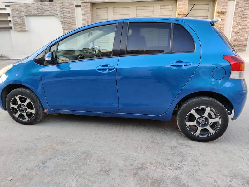 Toyota Vitz 2008/12 3