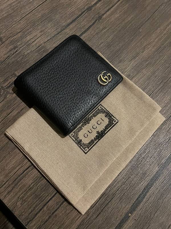 Gucci GG MARMONT BI-FOLD CARD CASE WALLET 2