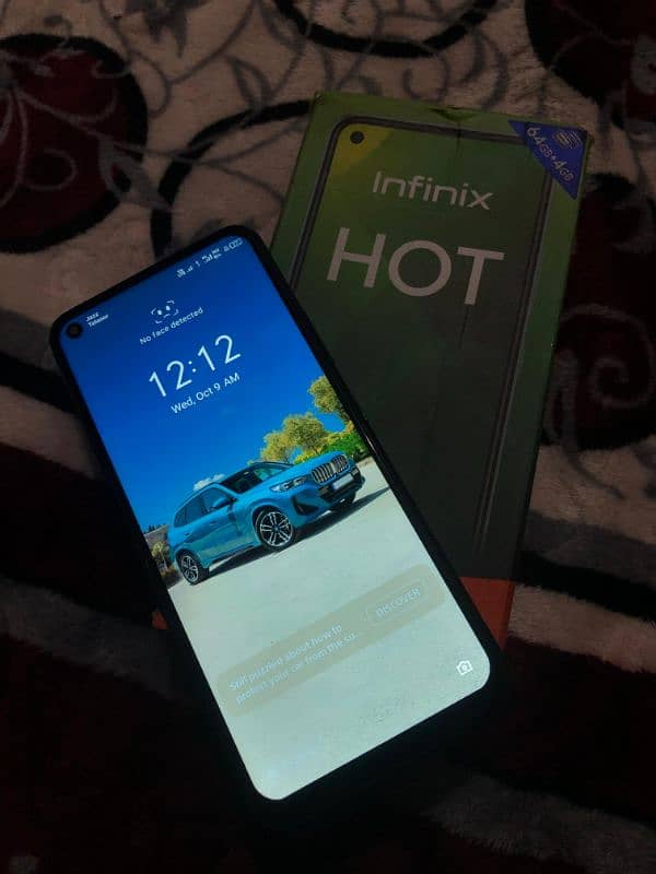 Infinix hot 10 with box 5