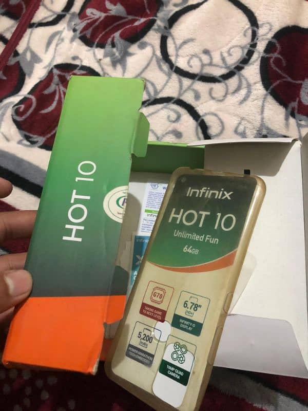 Infinix hot 10 with box 7