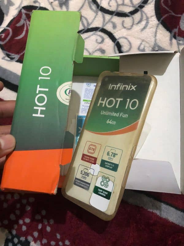 Infinix hot 10 with box 8