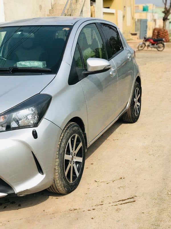 Toyota Vitz 2019 18