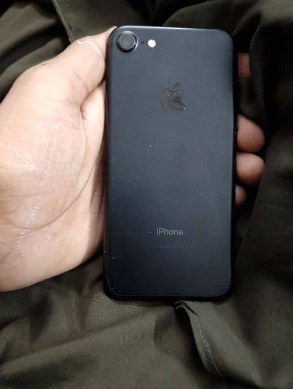 i phone 7 128 jb PTA approved 0