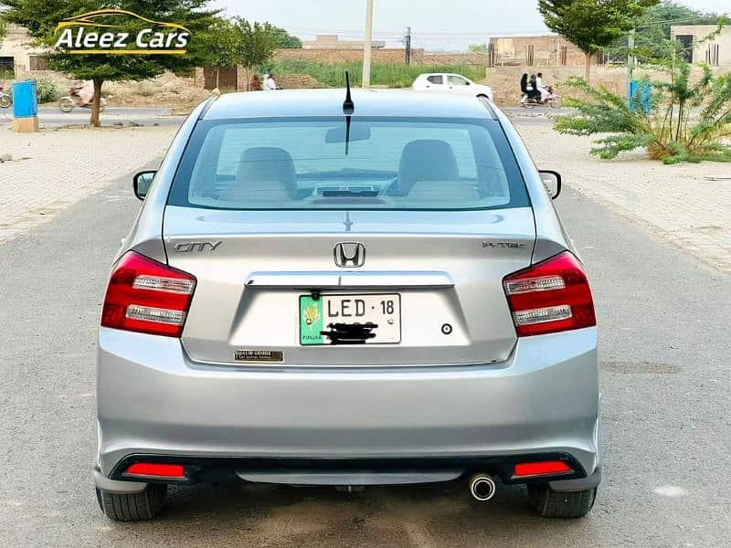 Honda City IVTEC 2018 5