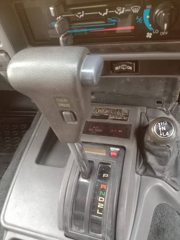 Toyota Prado 1992 15