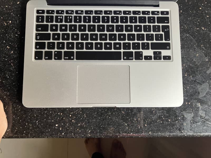 MacBook Pro (Retina, 13-inch, Early 2015) - 128GB, 8GB RAM 2