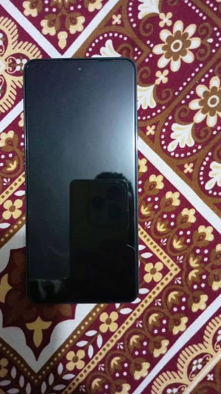 oppo 12 f 5g 12 gipi ram 256 gipi mamri 3