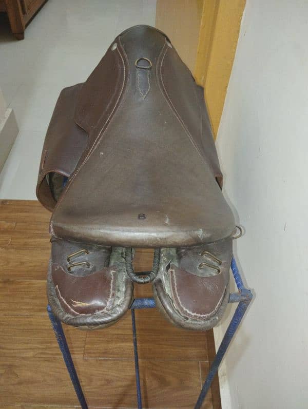 Saddle (Zain), Horse riding saddle in top quality leather 2