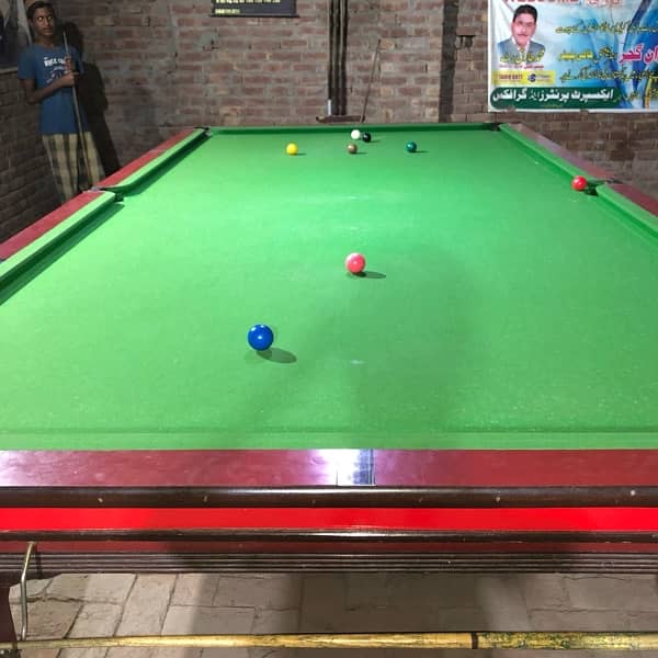 SNOOKER TABLE 2