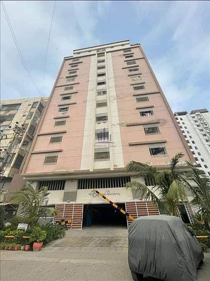 Clifton block 2, 1100 Sq, FT. 3 bed Apartment for Rent. 1