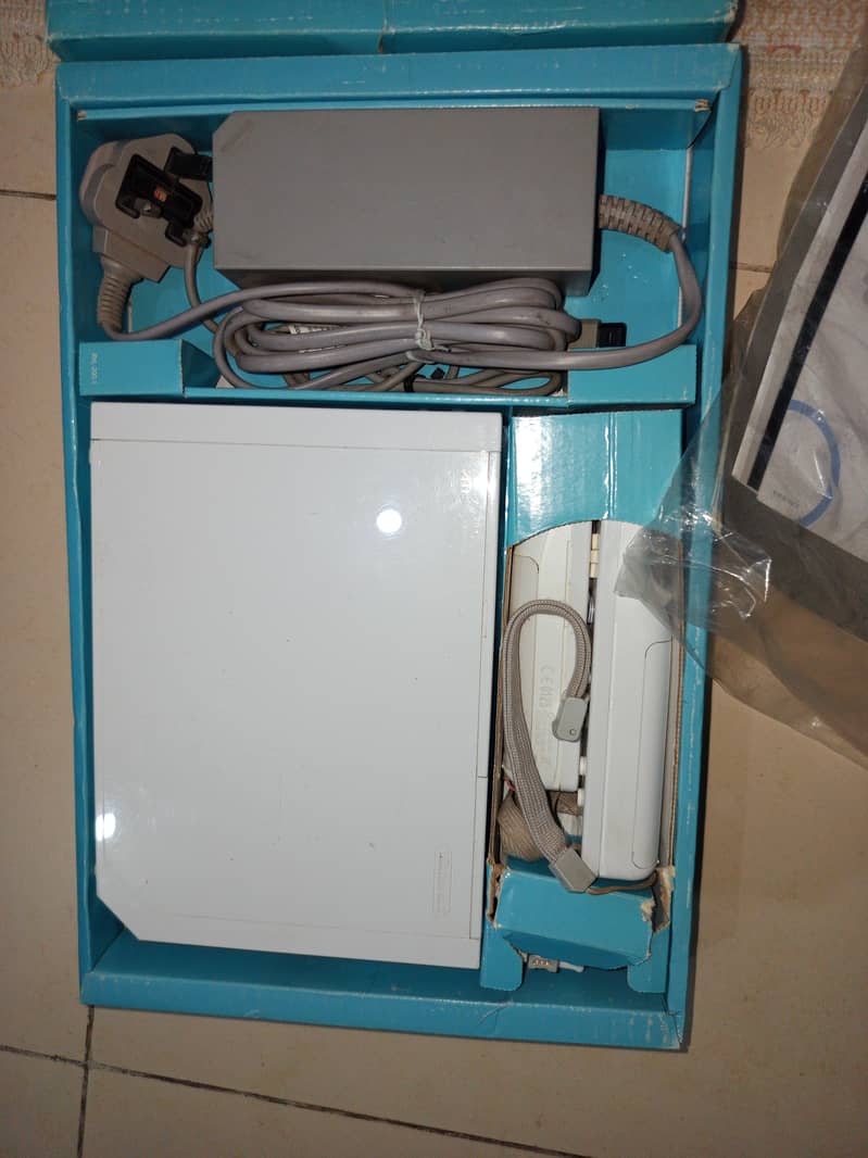 Wii Game Console 1