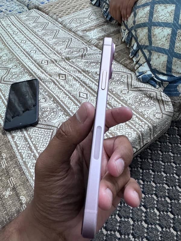 iPhone 15 plus non pta 4