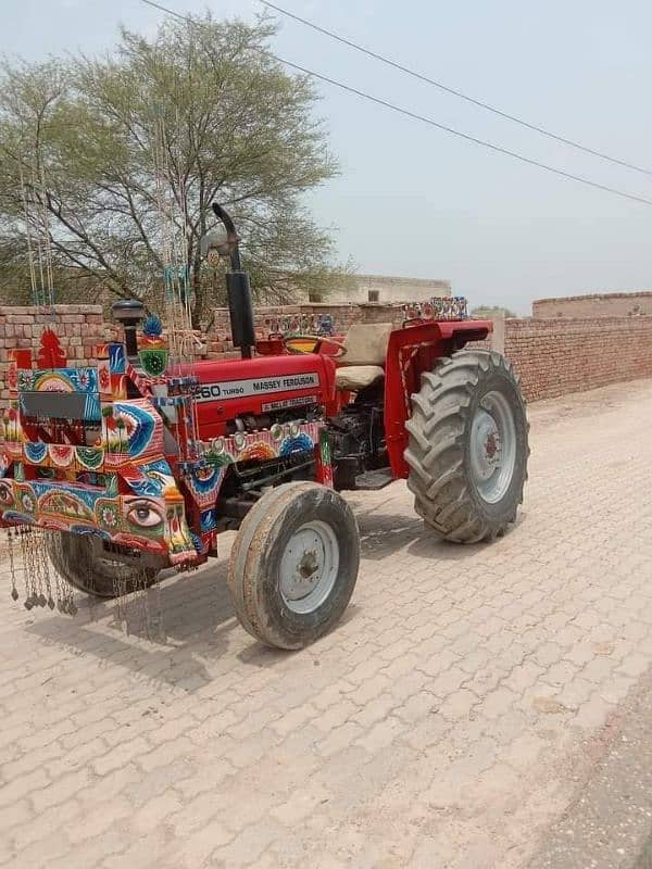 Tractor massey 260 1