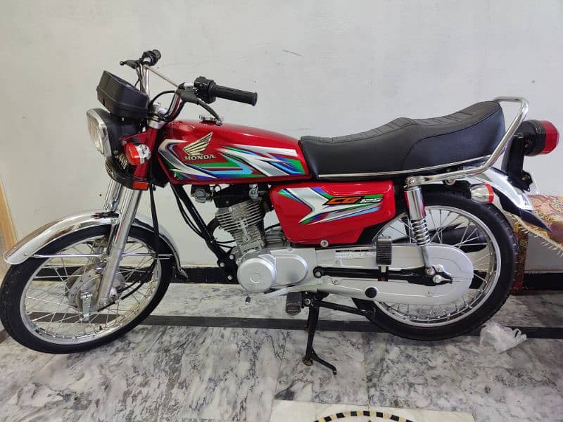 honda 125 (22/23 modal) 3