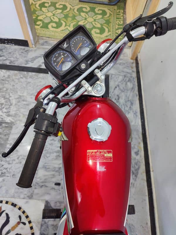 honda 125 (22/23 modal) 8