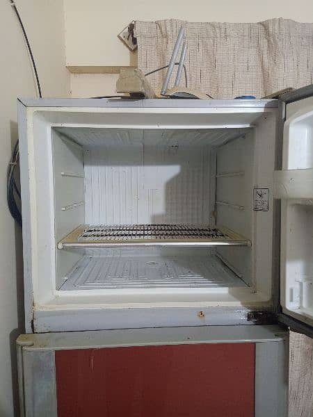 DAWLANCE REFRIGERATOR FRIDGE, NEAR SURJANI 4