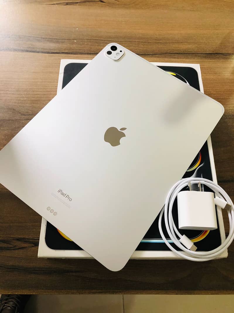 Apple iPad Pro 13 inch M4 Chip 1