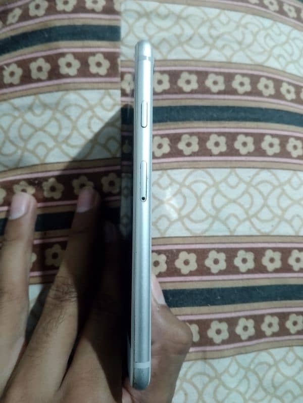 Iphone 8 64GB NON PTA All Okey Urgent Sell 4