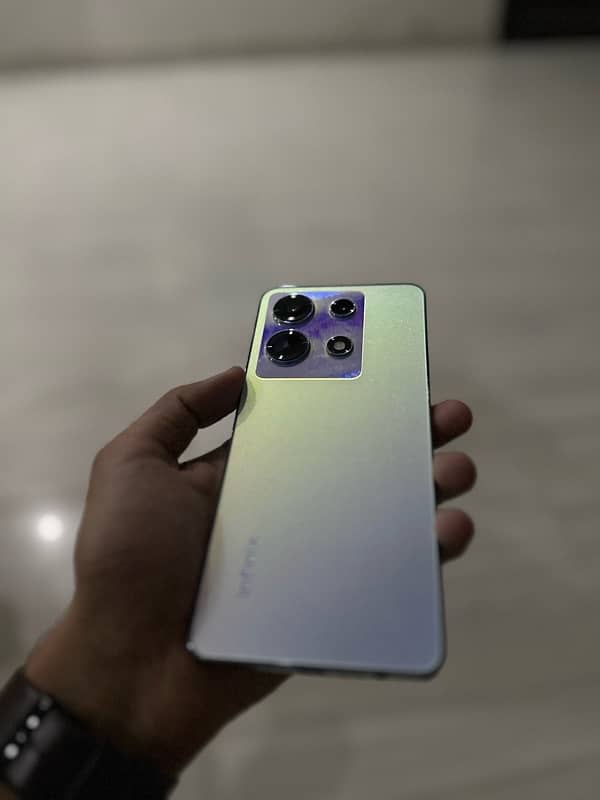 Infinix Note 30 white 256gb 16gb 9