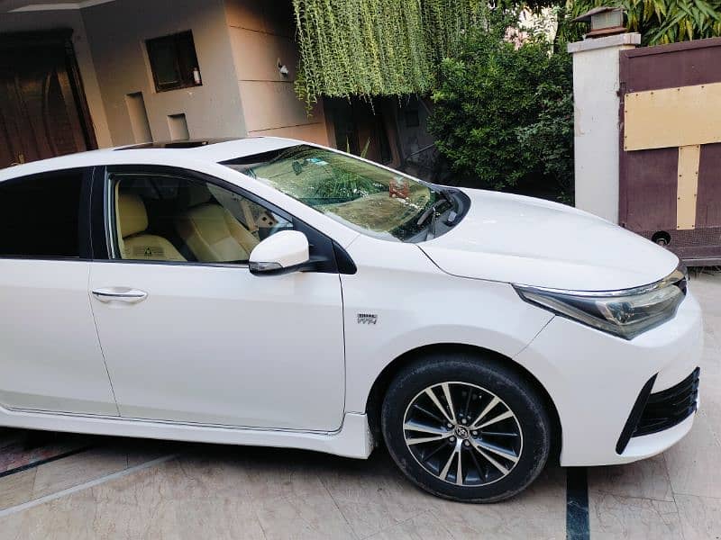 Toyota Altis Grande 2019 1