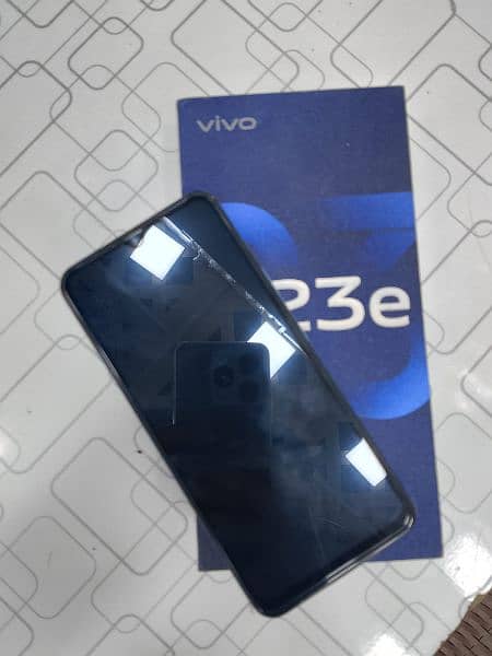 vivo v23e 8+4/128 2