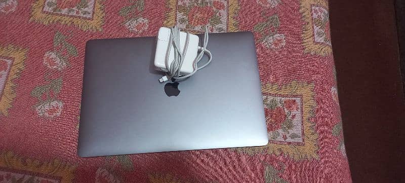 Macbook Pro 2018 15"inch 4