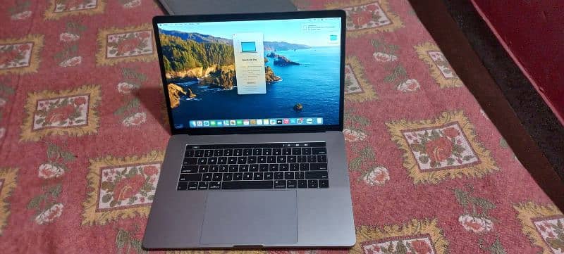 Macbook Pro 2018 15"inch 6