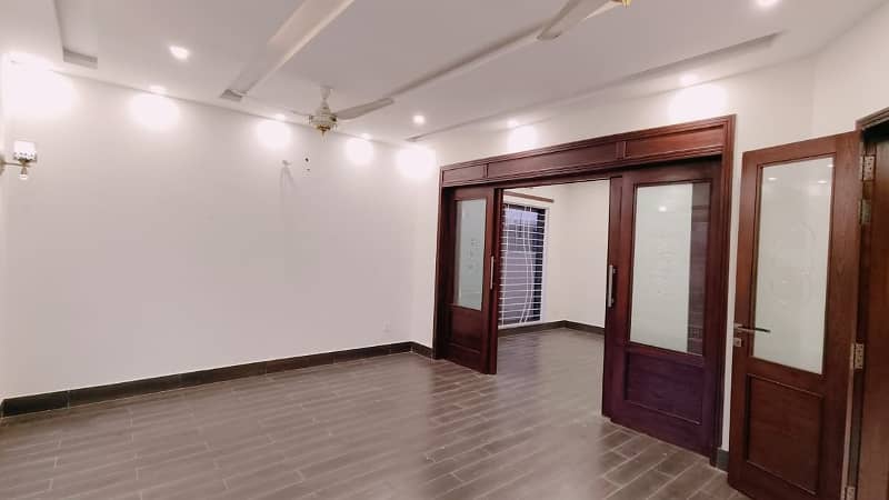 1 Kanal Slightly Used House For Rent In DHA Lahore Phase 3 Near Y Block Commercial 1