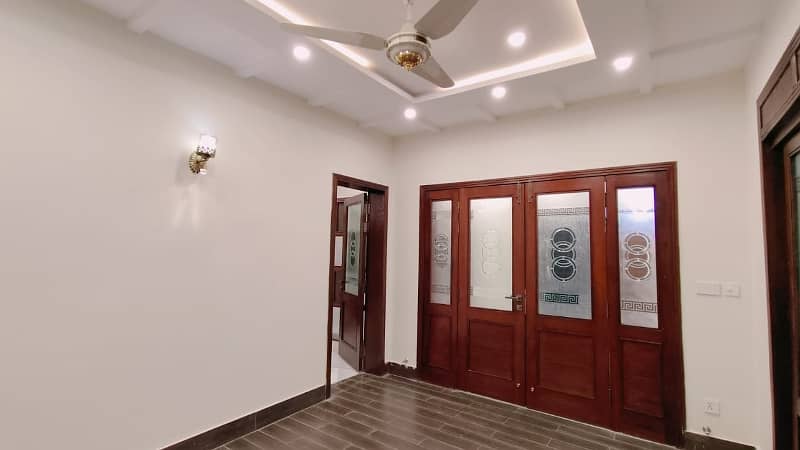 1 Kanal Slightly Used House For Rent In DHA Lahore Phase 3 Near Y Block Commercial 4