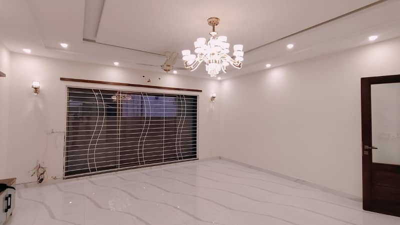 1 Kanal Slightly Used House For Rent In DHA Lahore Phase 3 Near Y Block Commercial 7