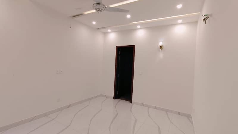 1 Kanal Slightly Used House For Rent In DHA Lahore Phase 3 Near Y Block Commercial 20