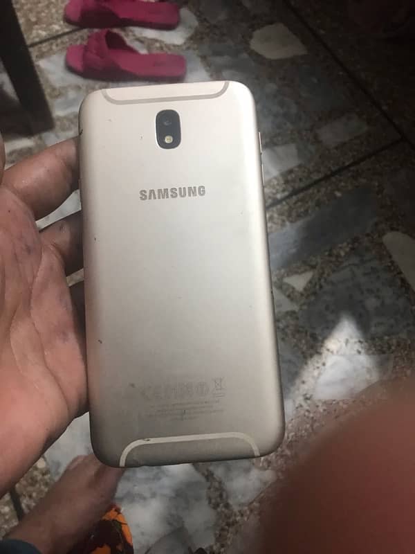 Samsung j7 pro 3/32 3