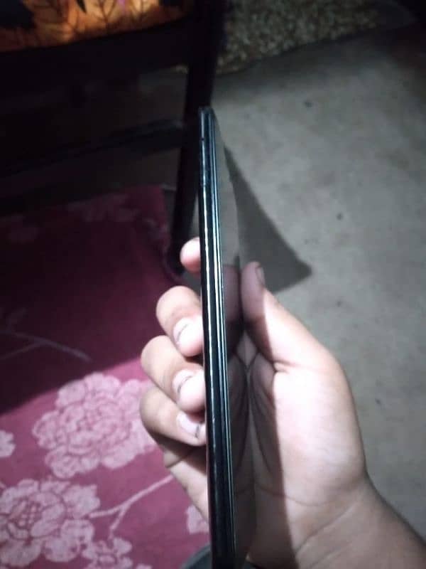 vivo v9 conditon10/9 ram 4GB 64GB only set no box no charger sath cnic 5