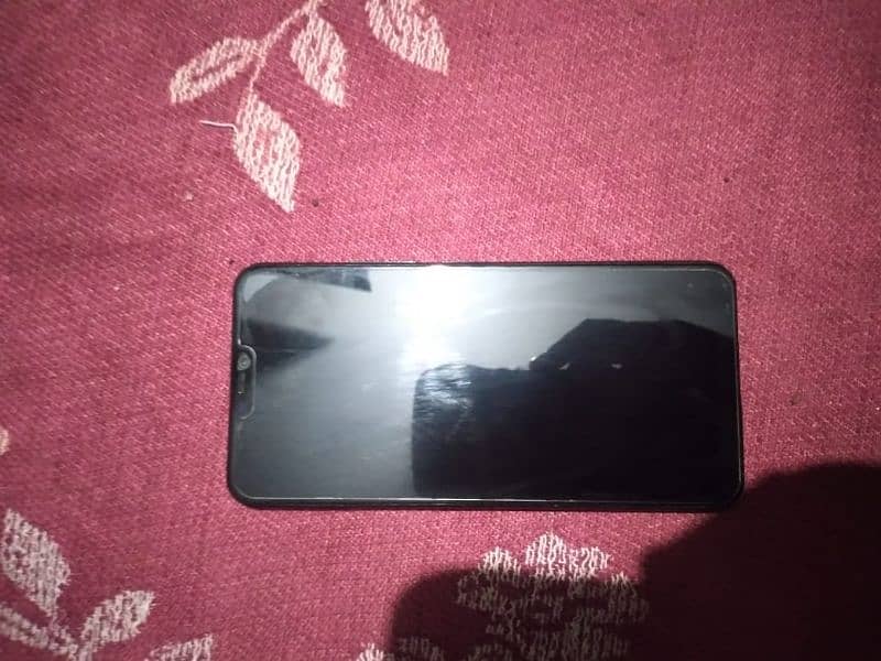 vivo v9 conditon10/9 ram 4GB 64GB only set no box no charger sath cnic 9