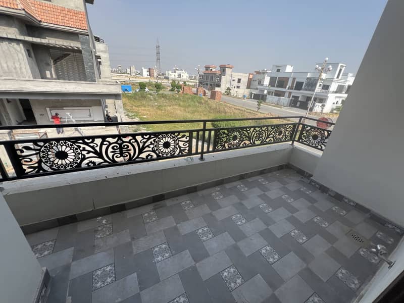 6 Marla Beautiful House For Sale At Kent Housing Society Rangers Road Sialkot 9