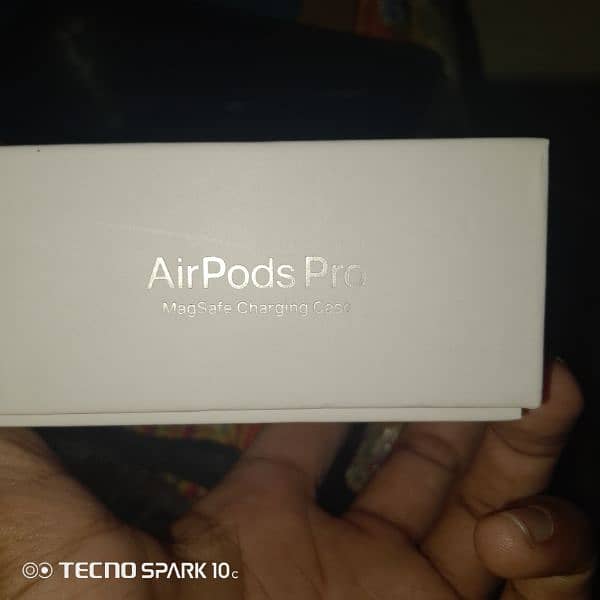 Air pods pro#2 magSafe charging case 4