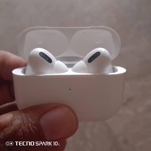 Air pods pro#2 magSafe charging case 6