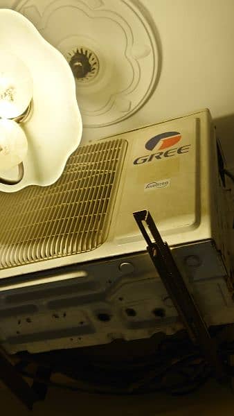 Inverter AC Gree 1 ton 7