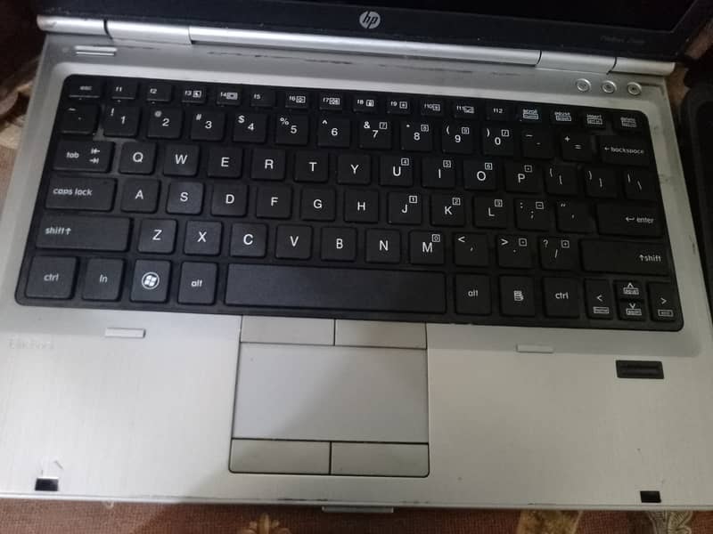 HP laptop 4