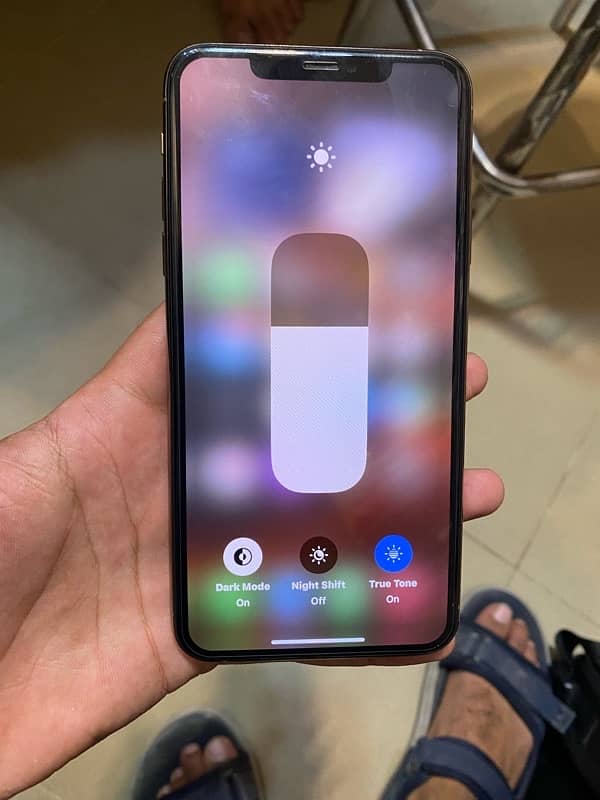 iPhone 11 Pro Max 256 GB Factory Unlock 4