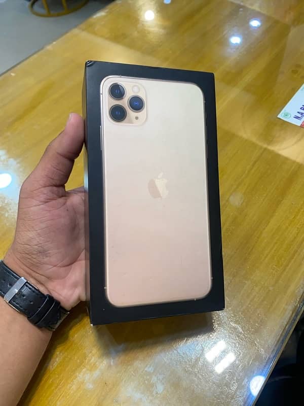 iPhone 11 Pro Max 256 GB Factory Unlock 8