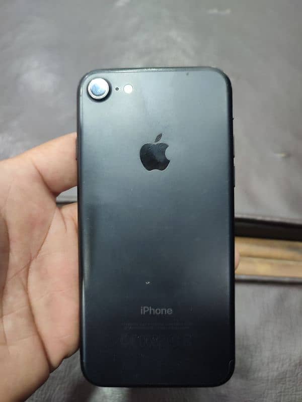 iphone 7 128gb pta approved 1