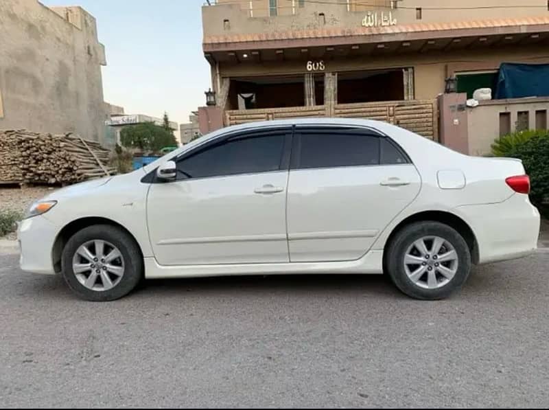 Toyota Corolla Altis 1.8 2009 4