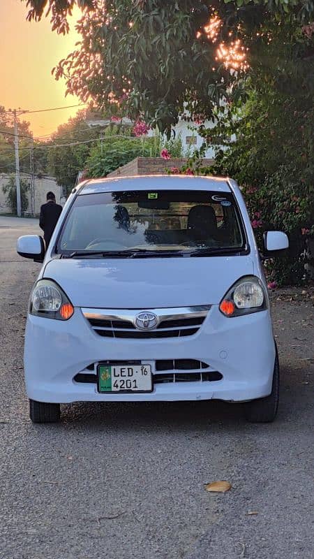 Daihatsu Mira 2016 1