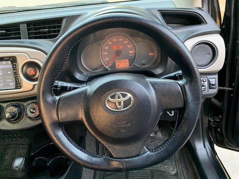 Toyota Vitz 2014 9