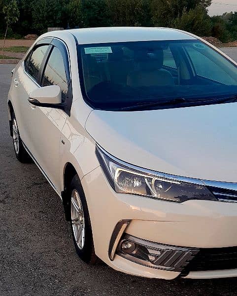 Toyota Corolla GLI VVT. I 1.3 manual18model white islamabadreg forsale 2